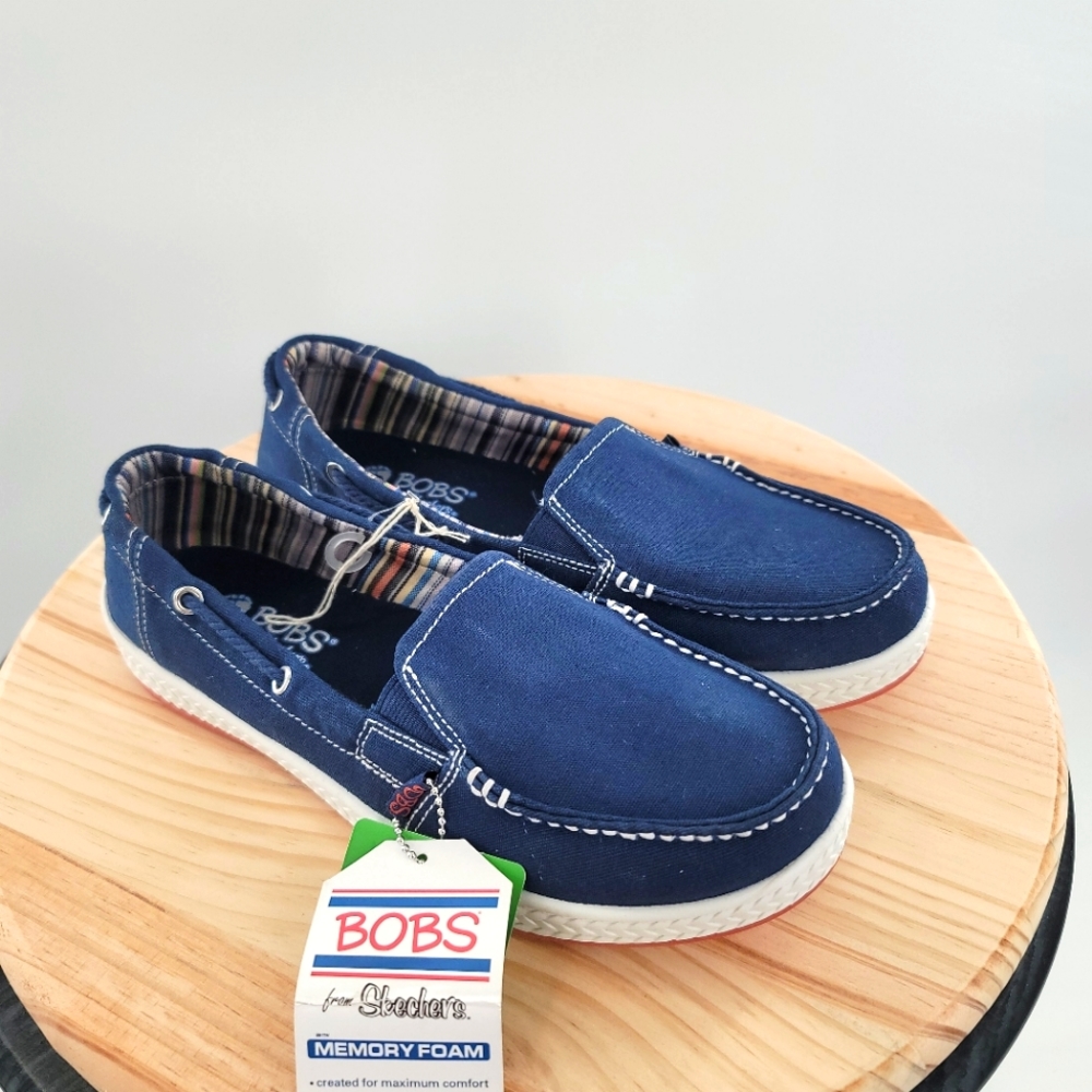 New BOBS From Skechers Womens 113752 Beach Loafers 8W Color Blue Navy 100% Vegan